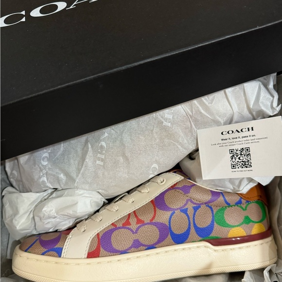 🌈 Coach Lowline Low Top Sneaker In Rainbow Signature Canvas - Picture 13 of 14